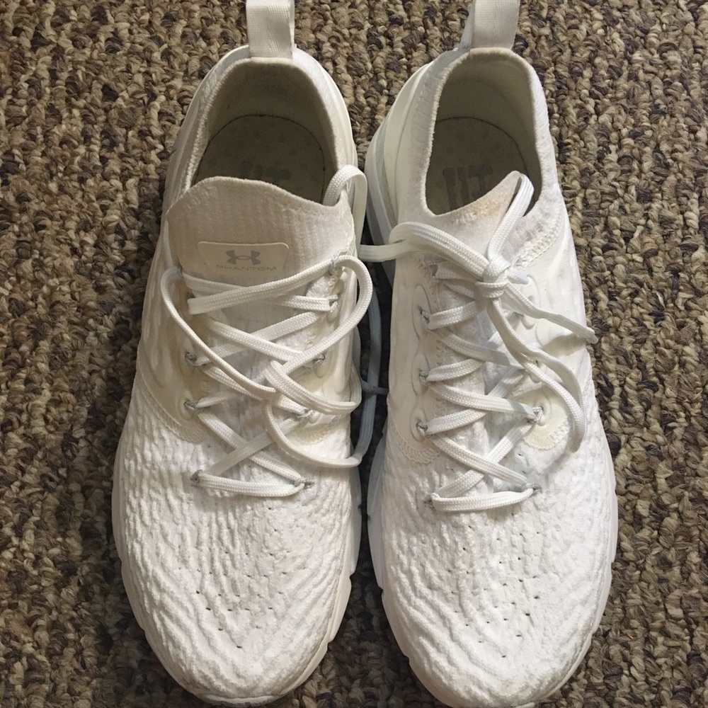 women’s UA HOVR Phantom 2.0 Running Shoes